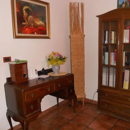 فندق مبيت وإفطار Casa Tua نابولي