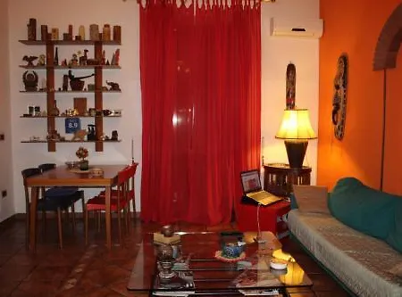 Alojamento de Acomodação e Pequeno-almoço Casa Tua Nápoles